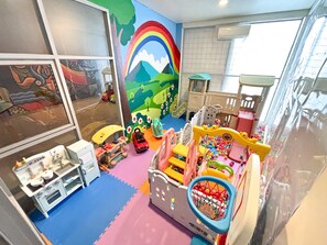 Aire de jeux - intérieure