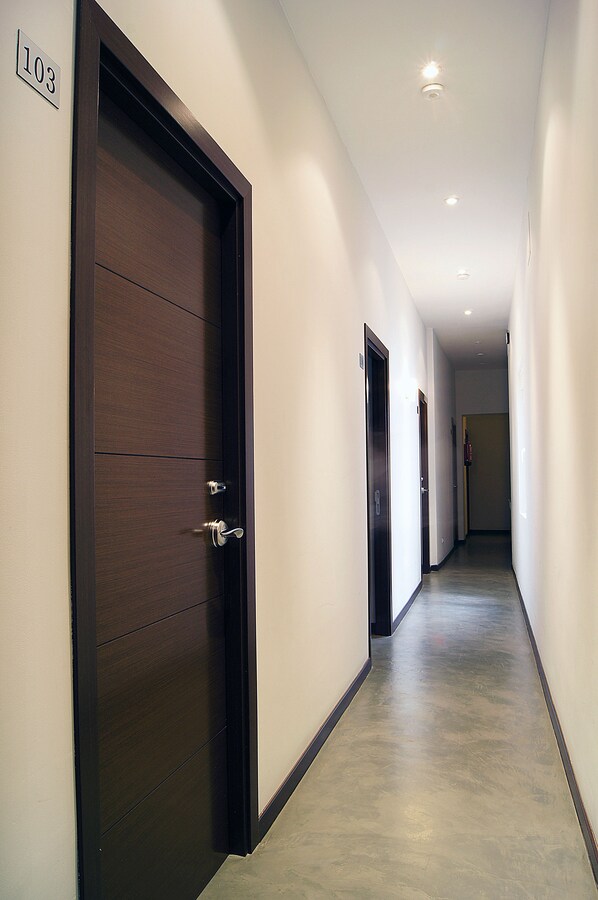 Hallway - Hostal Cibeles (Madrid)