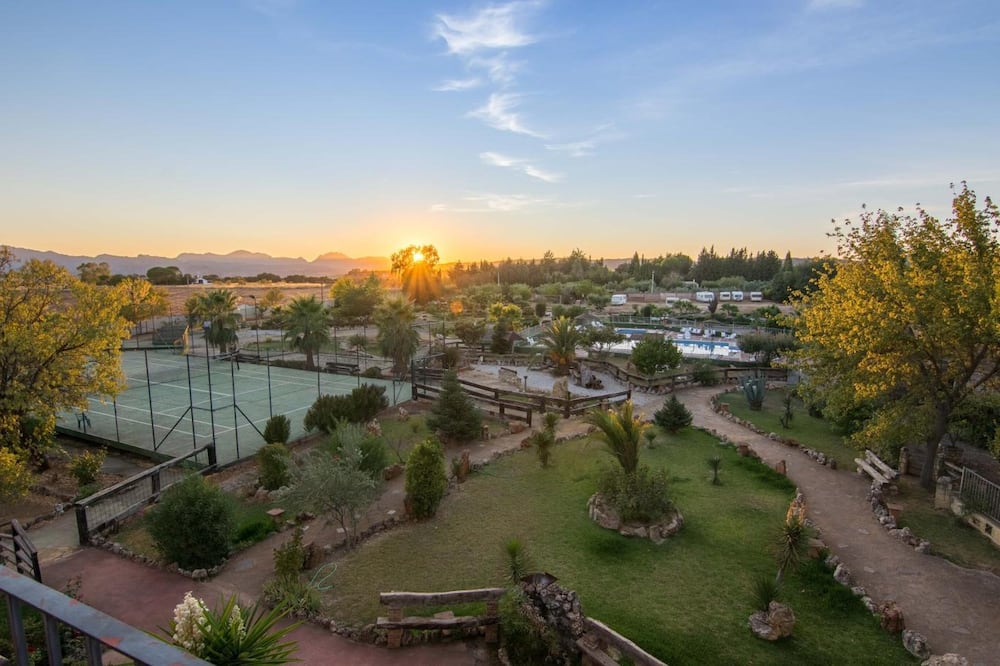 Hotel Rural El Cortijo