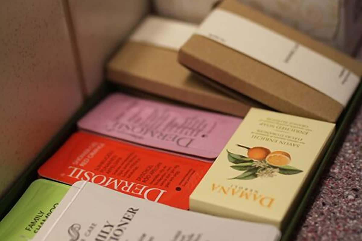 comfort double room | bathroom | shower, hair dryer, towels, soap