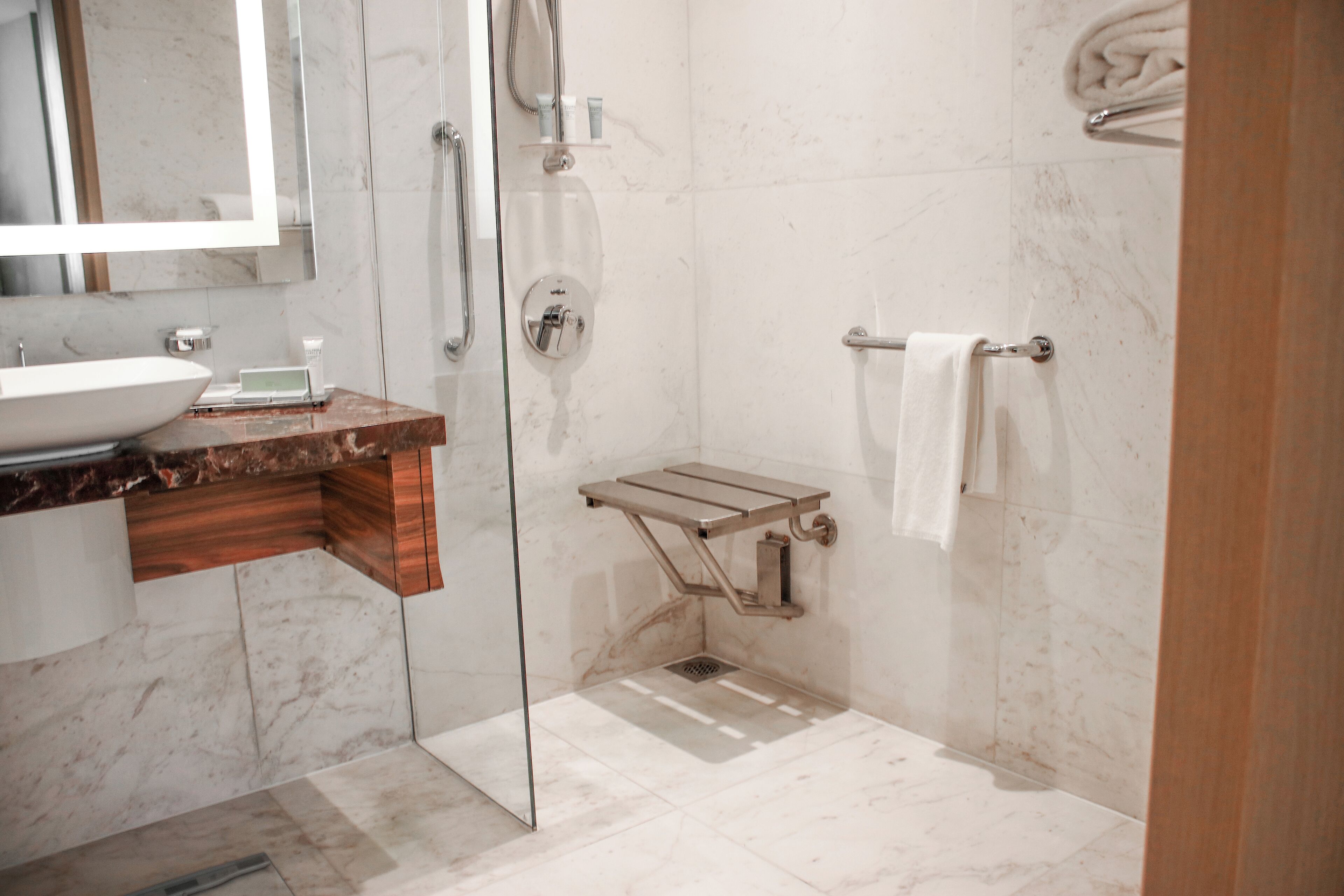 Photo - Millennium Plaza Doha