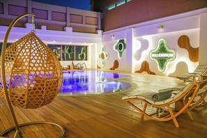 Outdoor pool - Millennium Plaza Doha (Doha)