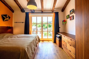 4 Schlafzimmer, Bügeleisen/Bügelbrett, WLAN