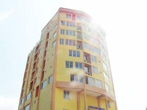 Exterior - Luxxor Hôtel (Yaoundé)