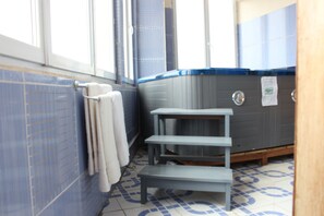 Suite | Vasca idromassaggio