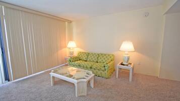 Condo, 1 Bedroom | Interior