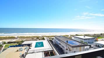 Condo, 1 Bedroom | Property grounds