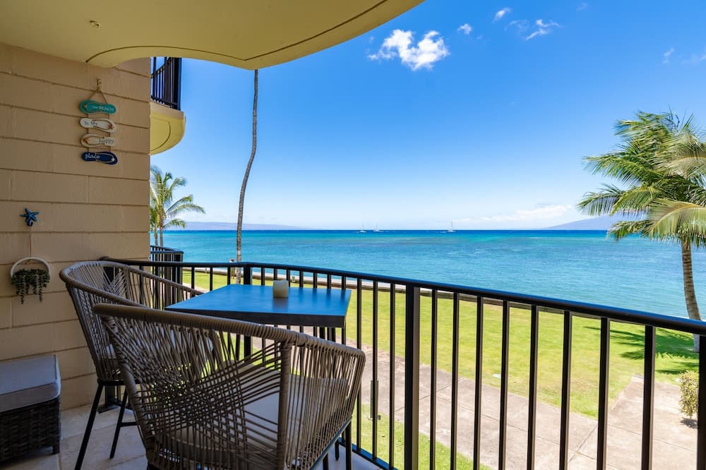 Kahana Reef 216 by RedAwning - Kaanapali, HI