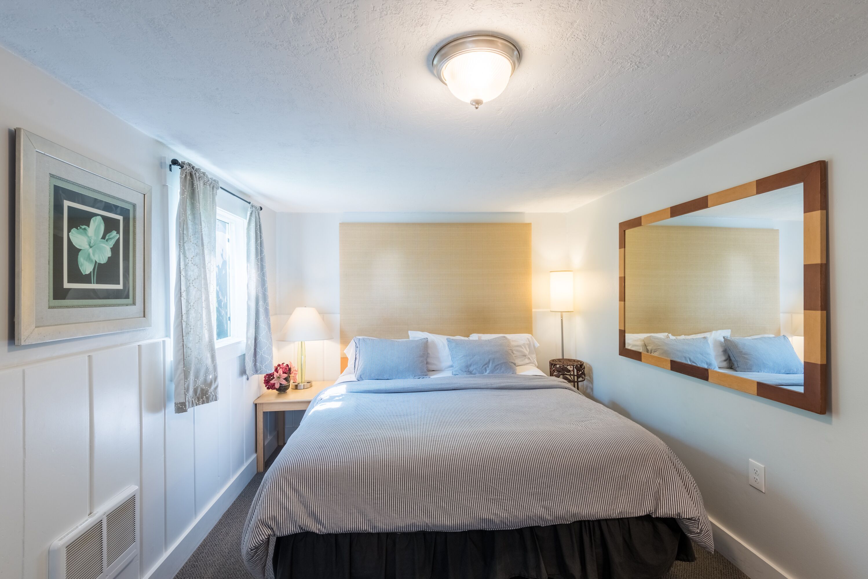 Chambre Standard, 1 très grand lit (Fremont Deluxe King) | Literie de qualité supérieure, couette en duvet d'oie