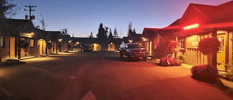 المنشأة من الخارج