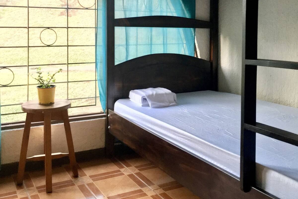 1 bedroom, premium bedding, in-room safe, desk