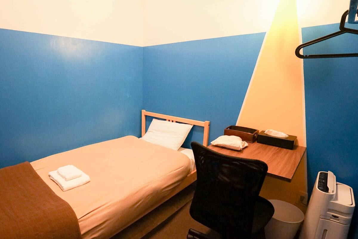 Coffres-forts dans les chambres, Wi-Fi gratuit, draps fournis