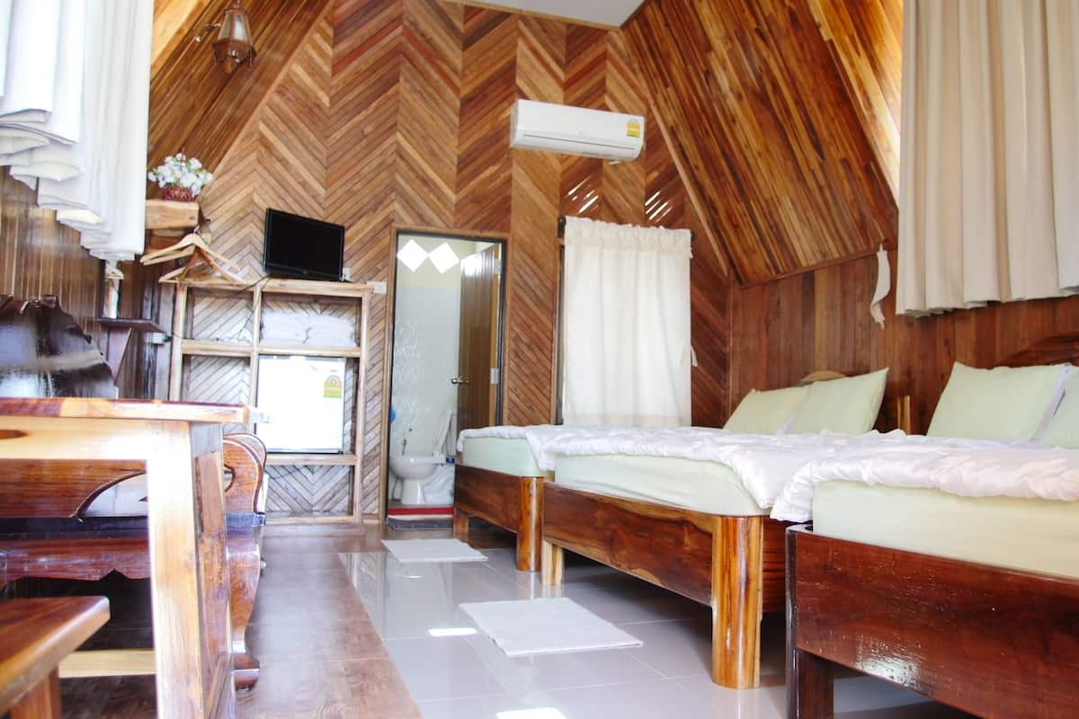 Bungalow with 3 Beds | Bed sheets