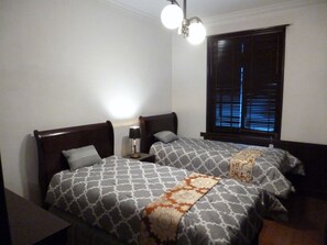 2 bedrooms, premium bedding, pillow-top beds, free WiFi