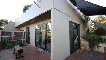 Bagian depan properti