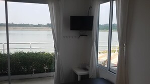 Deluxe 4 Persons (Poon Sin) | 무료 WiFi, 침대 시트