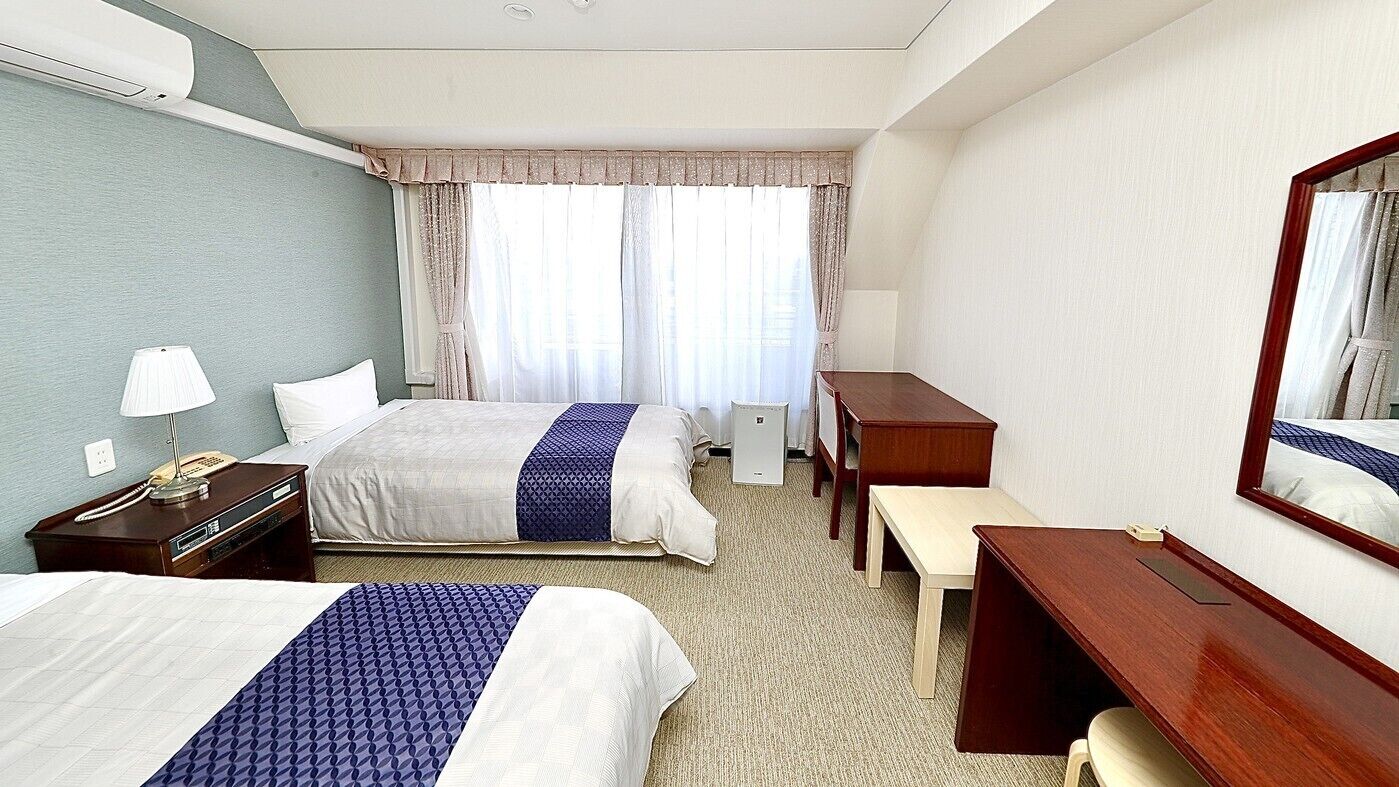 Literie de qualité supérieure, couette en duvet d'oie, minibar, bureau