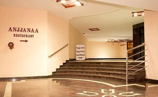 Pintu masuk interior