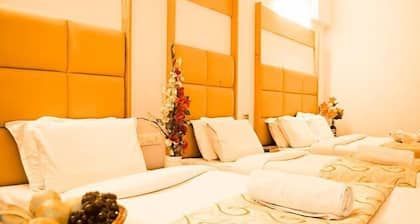 Hotel Rajadhane