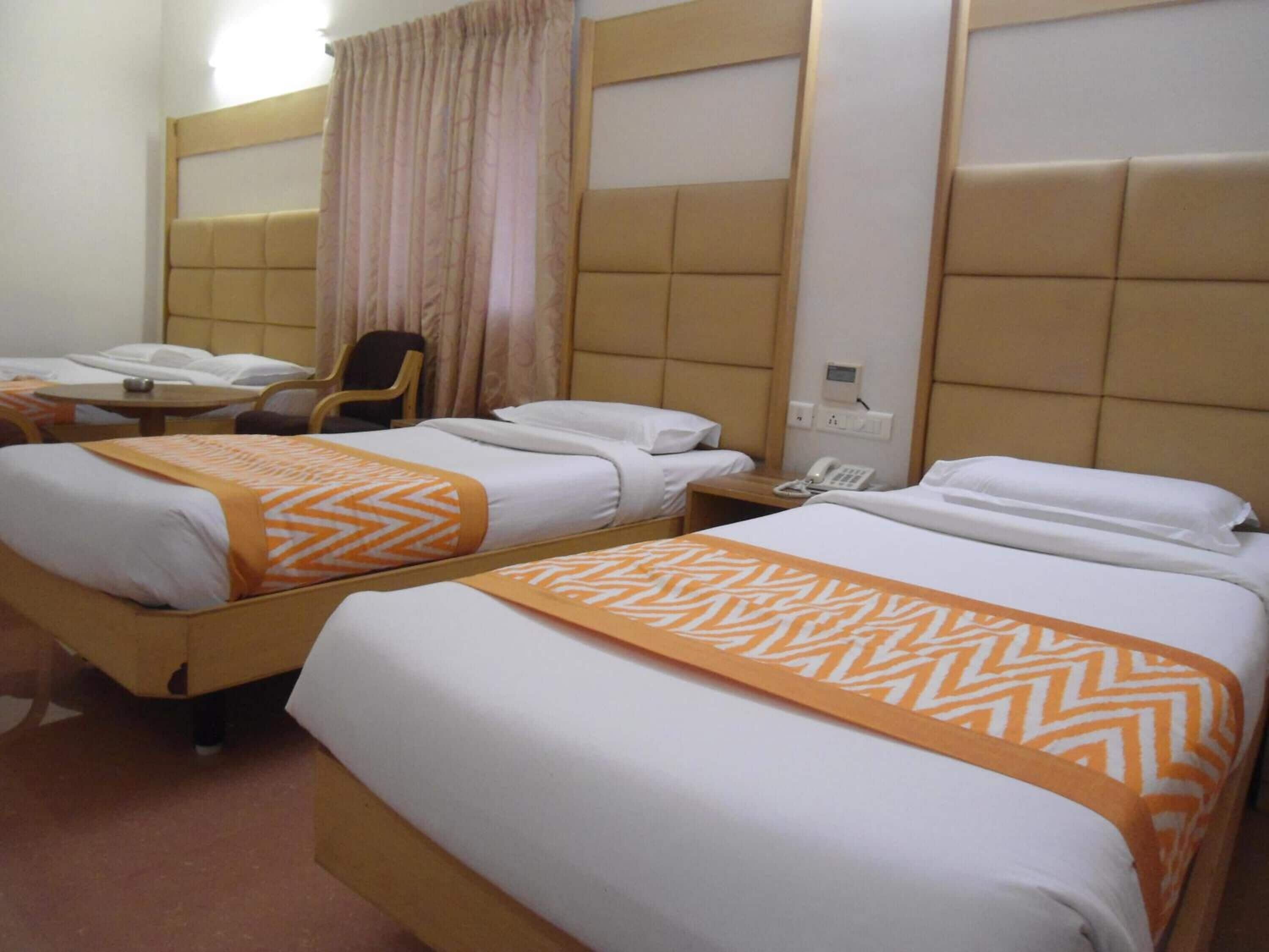 1 bedroom, Egyptian cotton sheets, premium bedding, in-room safe