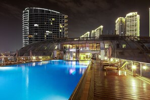 Alberca al aire libre 