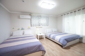 Family Quadruple Room, Shared Bathroom | Soundproofing, iron/ironing board, free WiFi, bed sheets - Jeong House (Seoul)
