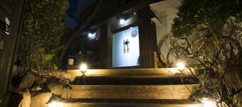Jeong House
