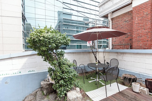 Hongdae Style Guesthouse