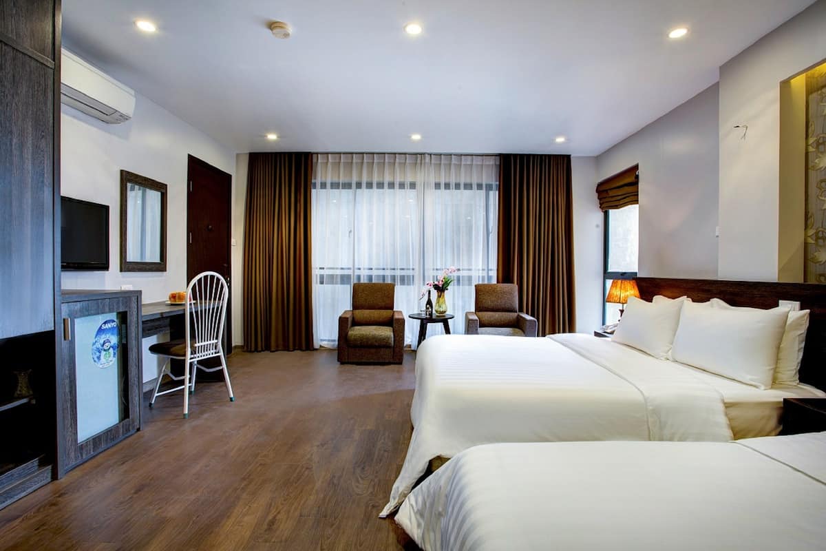 Family Room | 1 bedroom, premium bedding, pillow-top beds, minibar