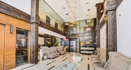 FabHotel 29th Church Inn