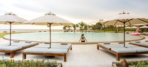Beach - Fusion Resort Phu Quoc (Phu Quoc)