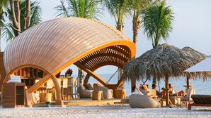 Bar (on property) - Fusion Resort Phu Quoc (Phu Quoc)