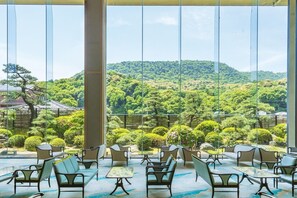 Japanese garden - Kotohira Onsen Kotosankaku (Kotohira)