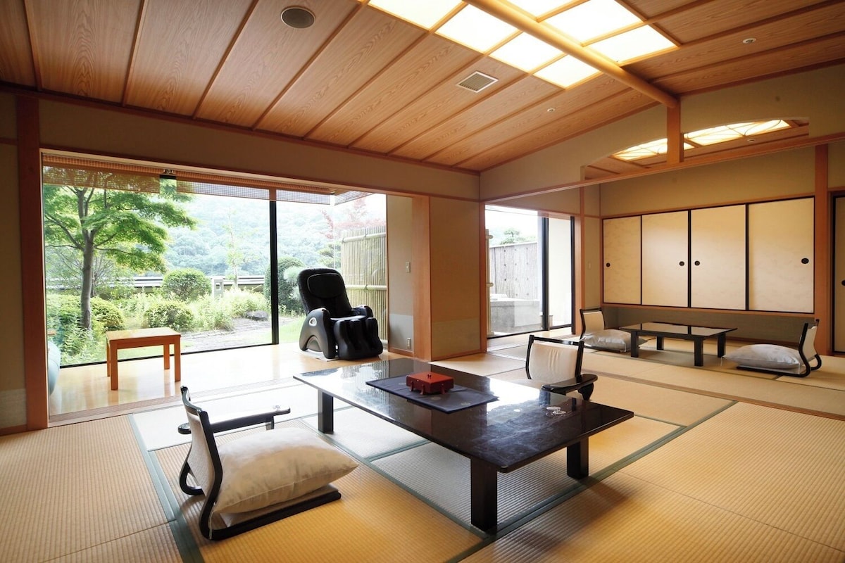 Habitación superior (Hitenkan JP Style Room with Open Bath) | Caja de seguridad en la habitación, wifi gratis y ropa de cama