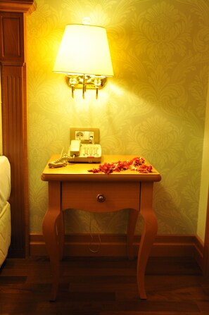 Chambre Simple Standard, 1 chambre, accessible aux personnes à mobilité réduite | Literie de qualité supérieure, minibar, coffres-forts dans les chambres