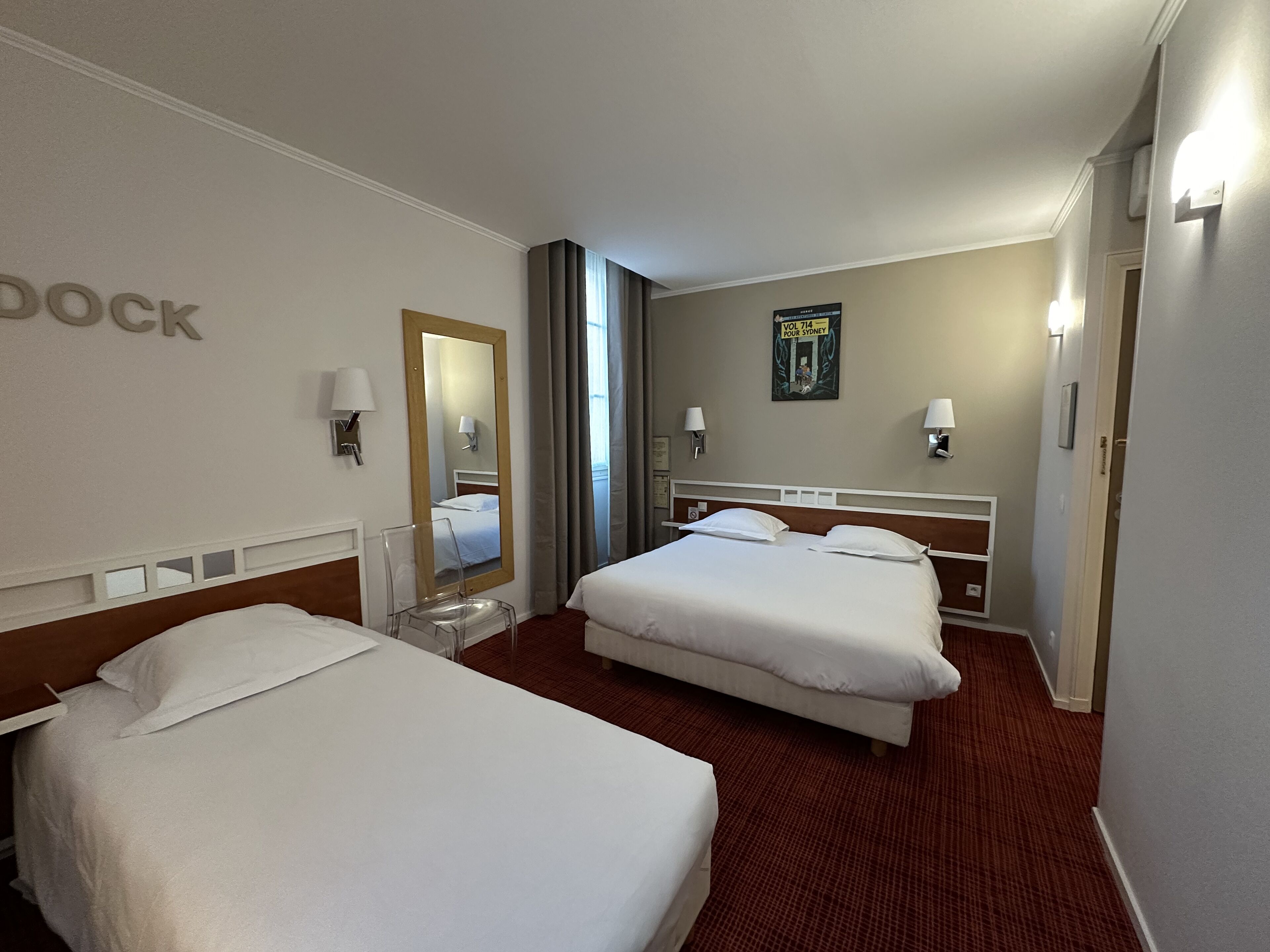 triple room | 1 bedroom, premium bedding, in-room safe, desk
