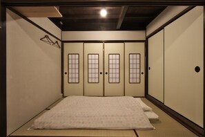 Traditional Room (For 1 person)