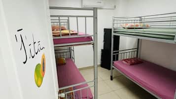 Free WiFi, bed sheets