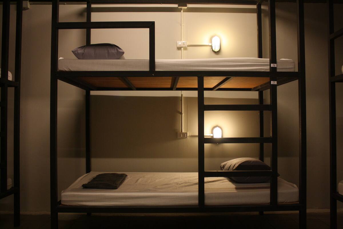 Female Dormitory with Air Con | WiFi (free)
