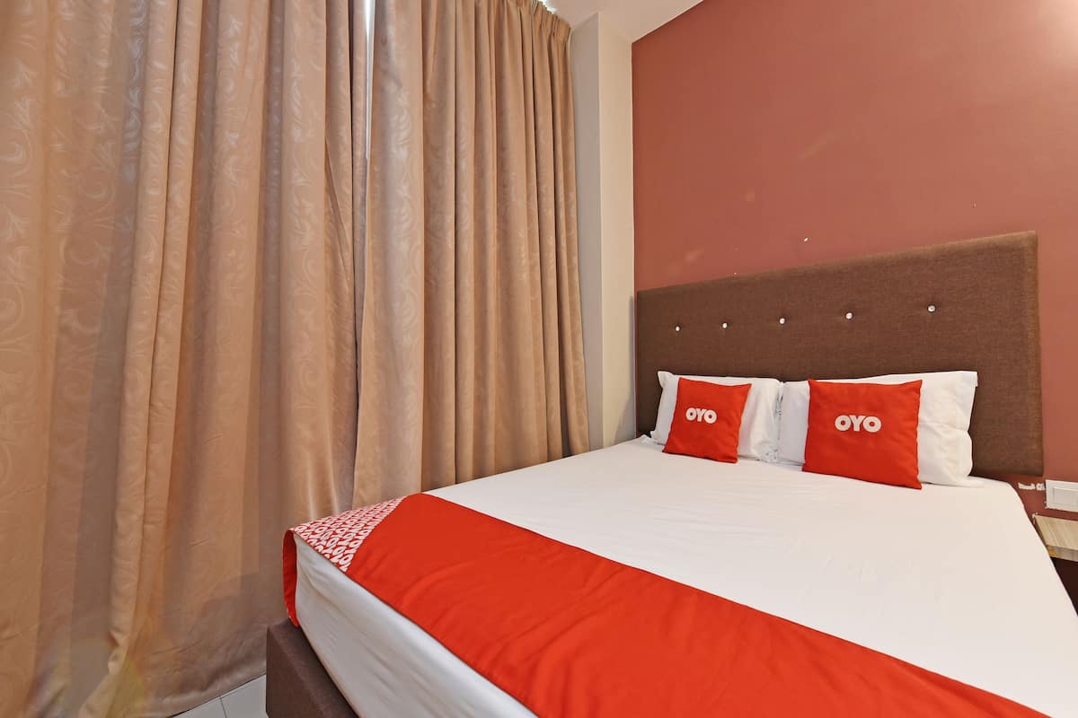 superior suite, multiple beds | free wifi, bed sheets
