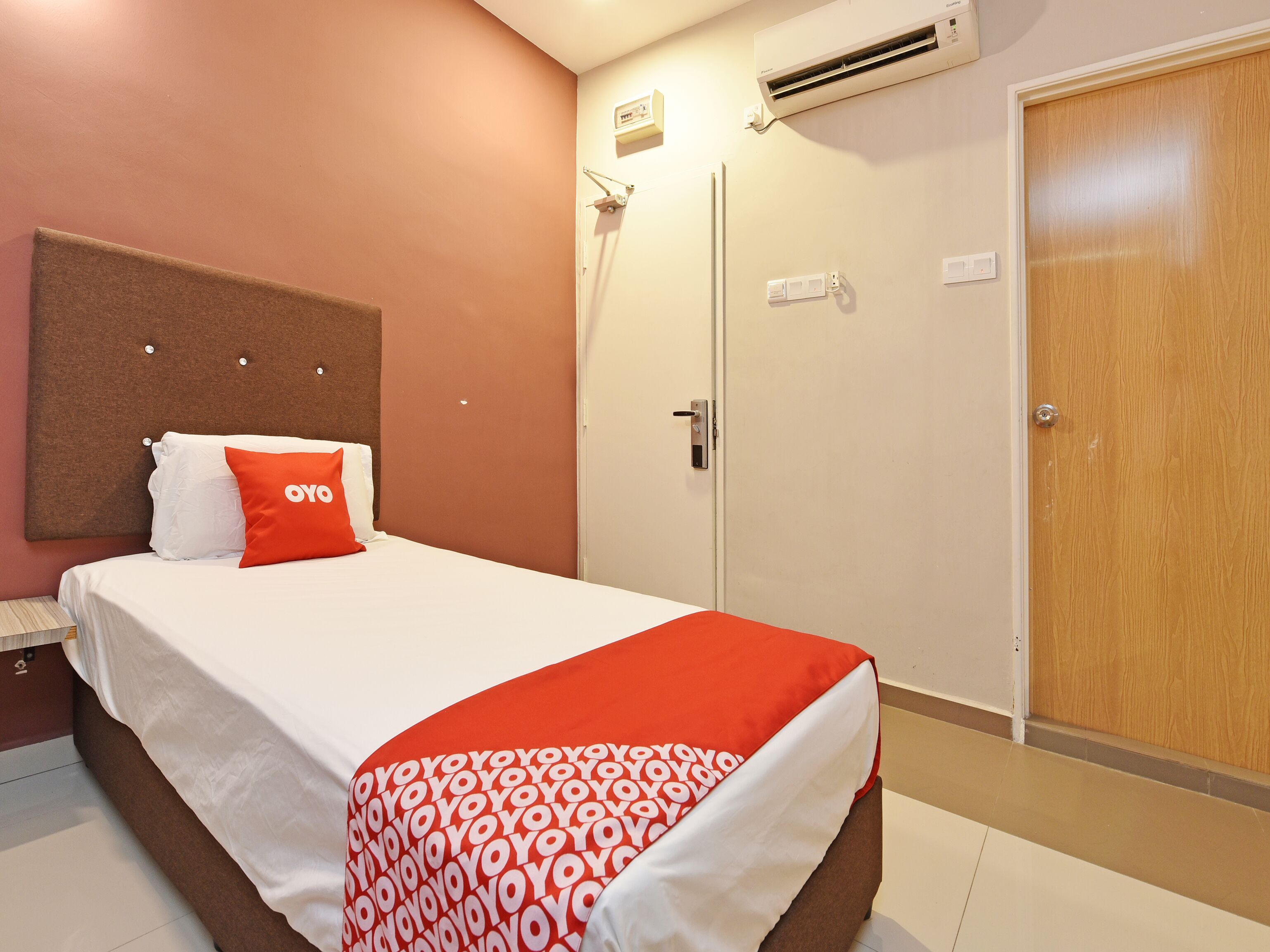 superior suite, multiple beds | free wifi, bed sheets