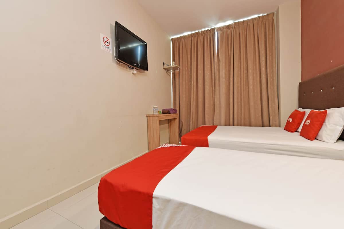 superior suite, multiple beds | free wifi, bed sheets