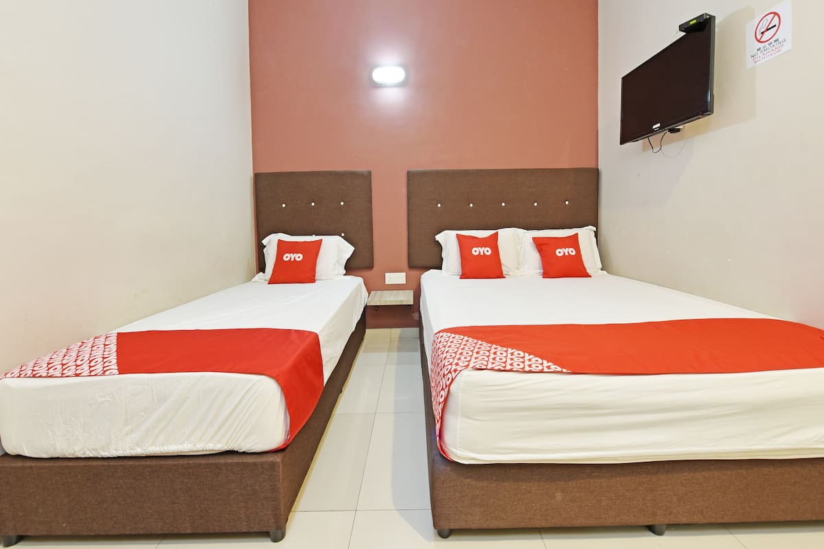 family suite, multiple beds | free wifi, bed sheets