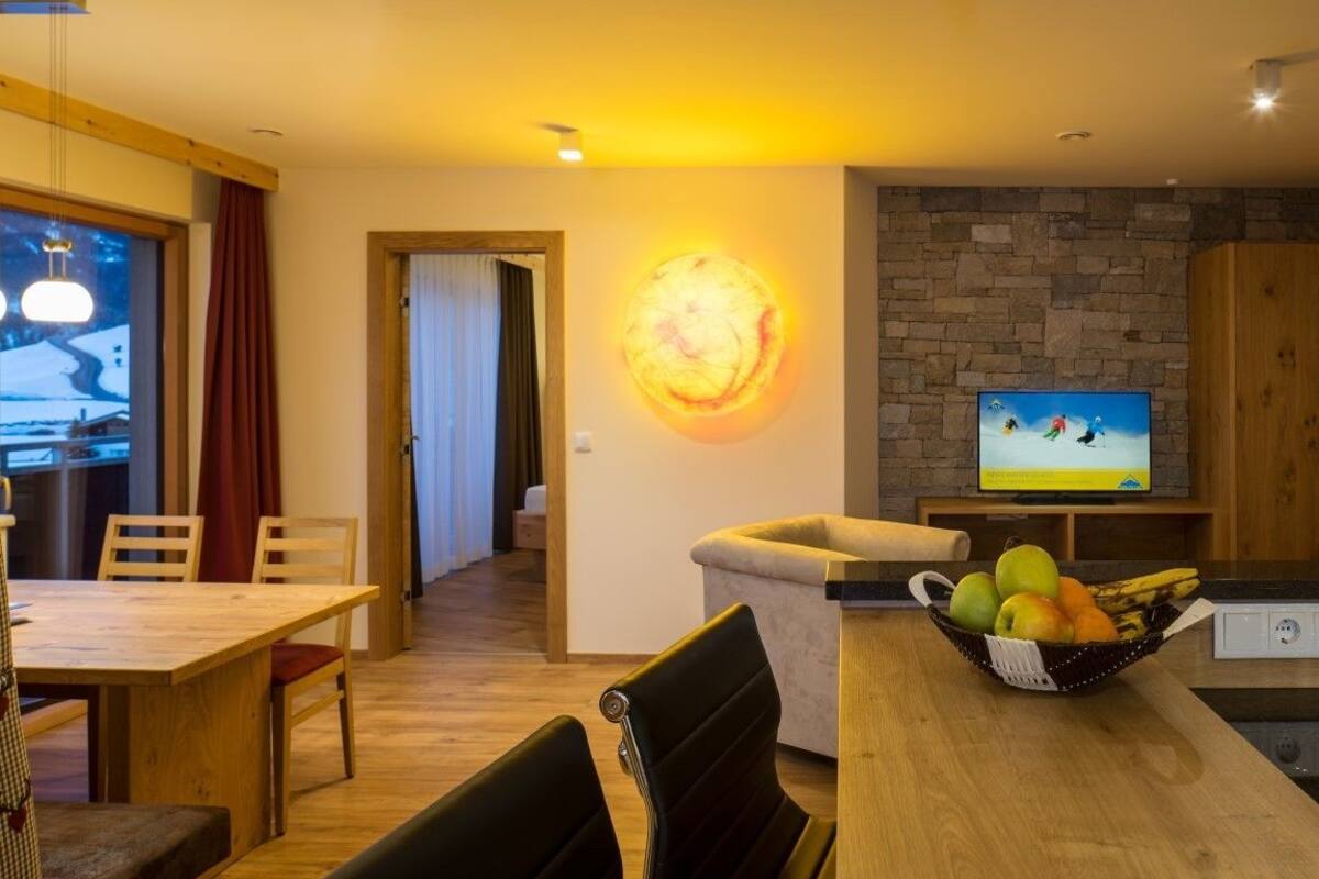 Apartment (Frommesalpe) | Living area | Flat-screen TV