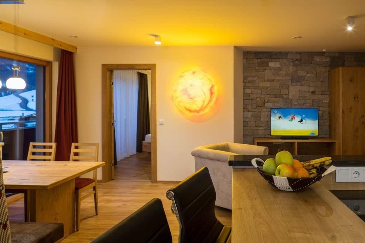 Apartment (Frommesalpe) | Living area | Flat-screen TV