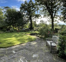Casa superior, suíte, vista para o jardim (Number 10) | Fachada