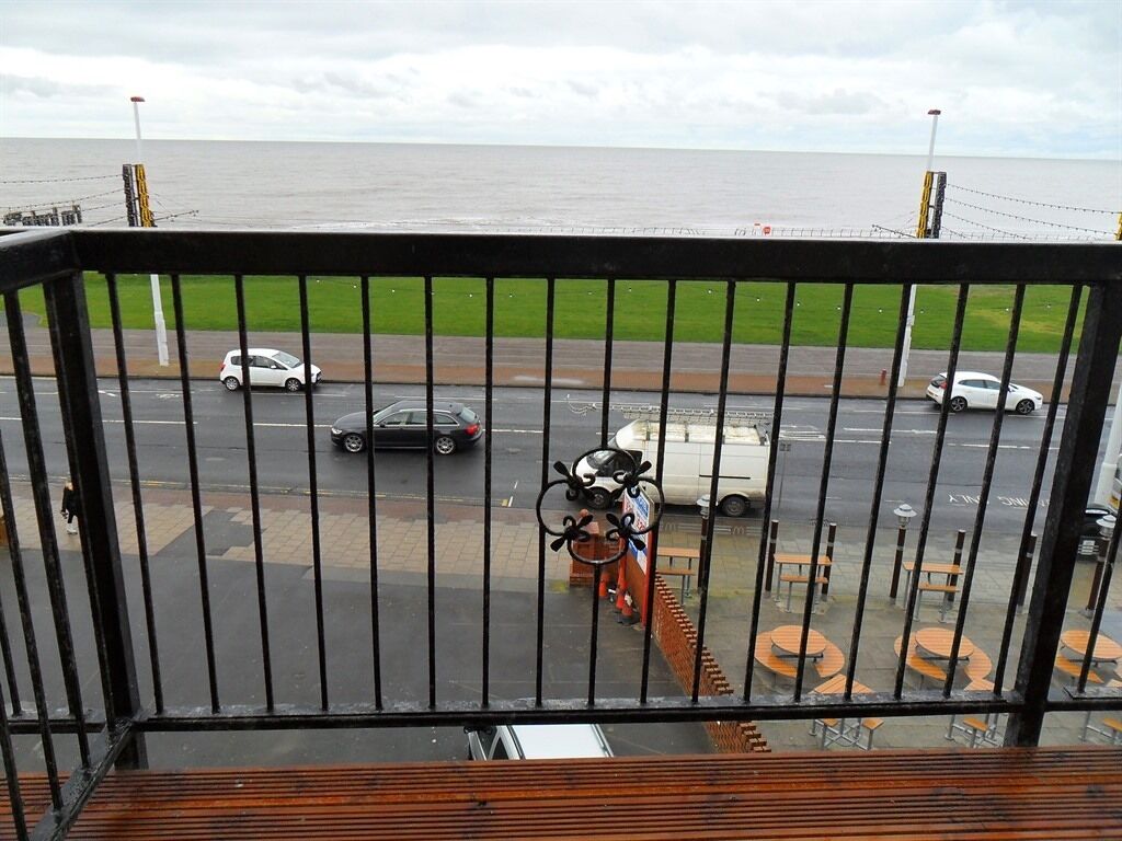 Deluxe Penthouse, Ensuite (Penthouse with kitchen) | Balcony view