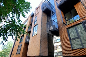 Front of property - Baratero Wooden House Apartment (Sofia)