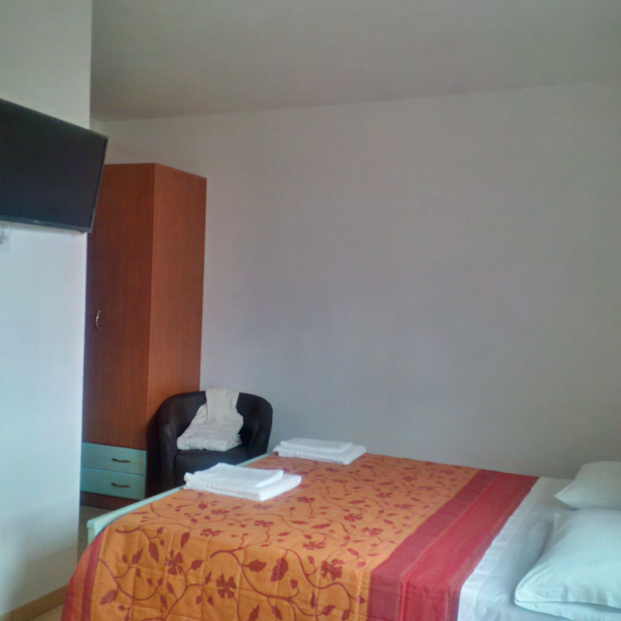 double or twin room | premium bedding, in-room safe, desk, free cots/infant beds