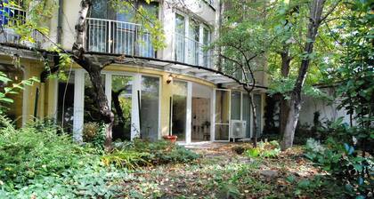 Baratero Garden Apartment